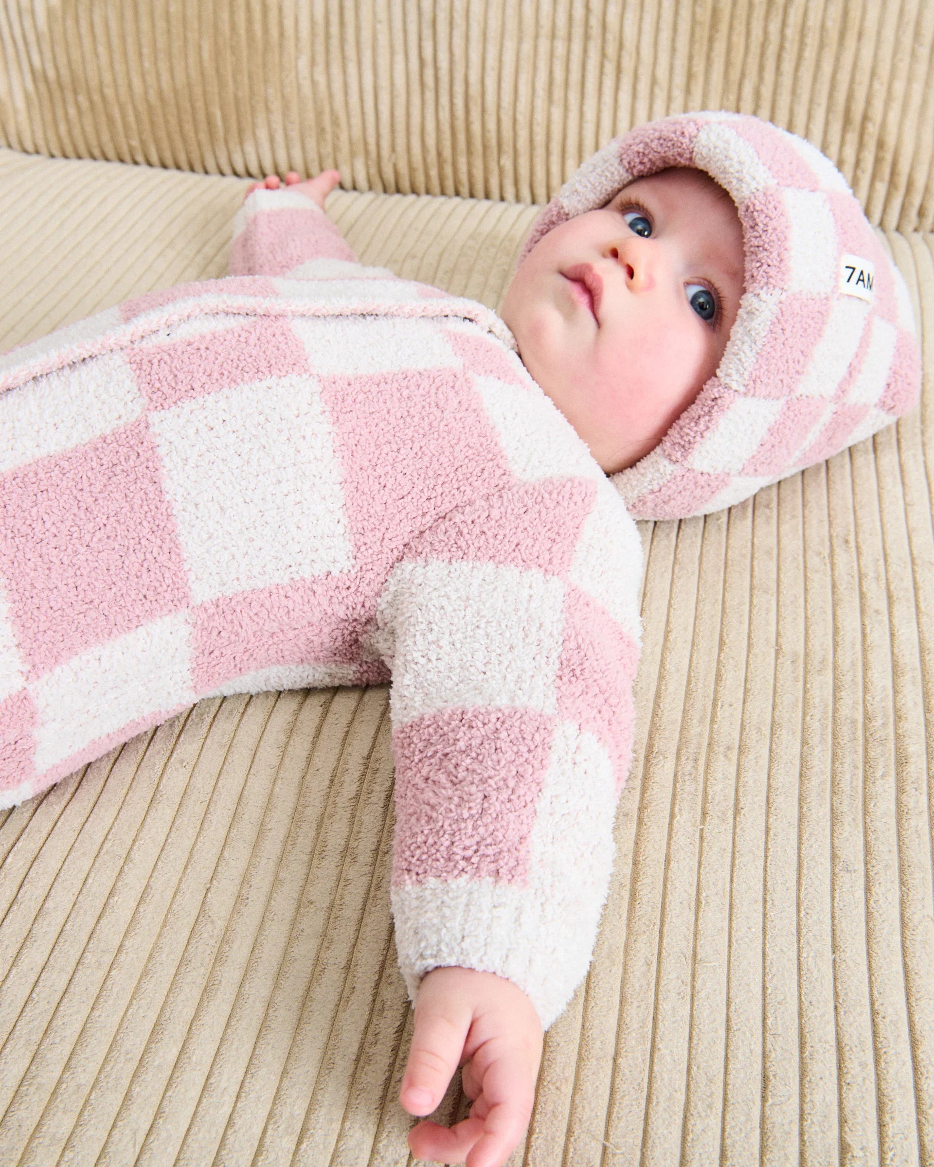Ecru Ash Rose//