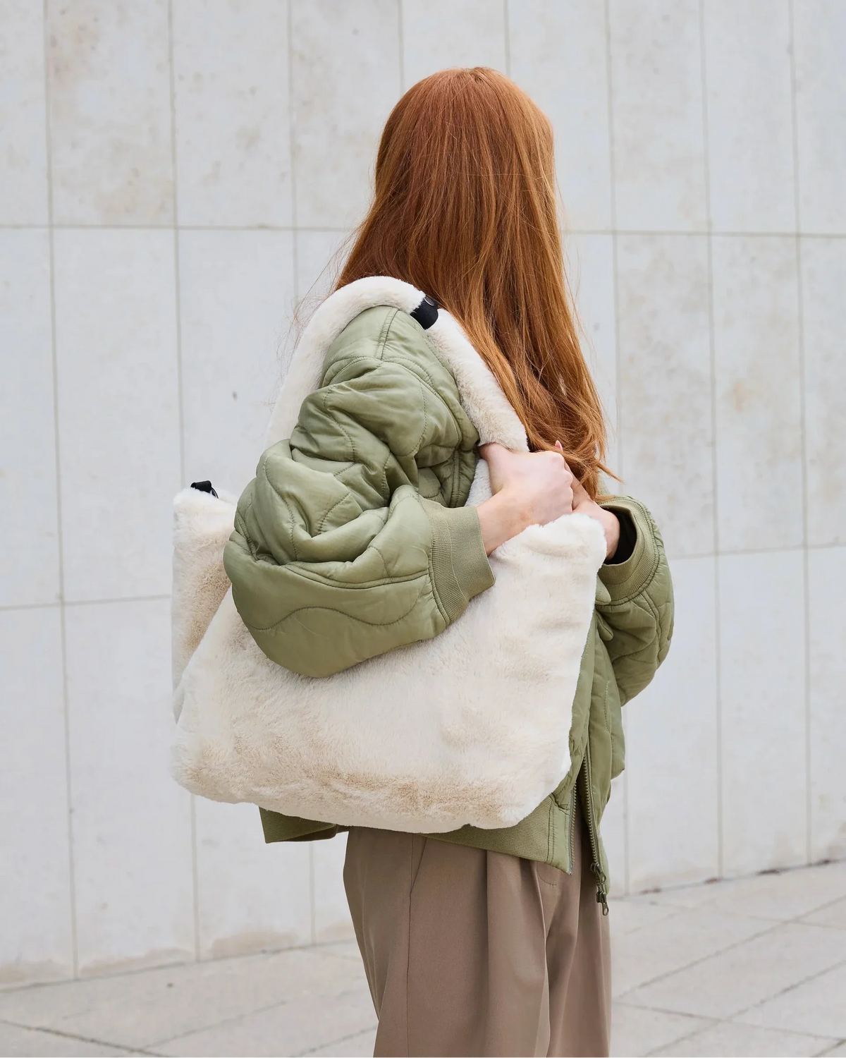 Arctic White Faux Fur//