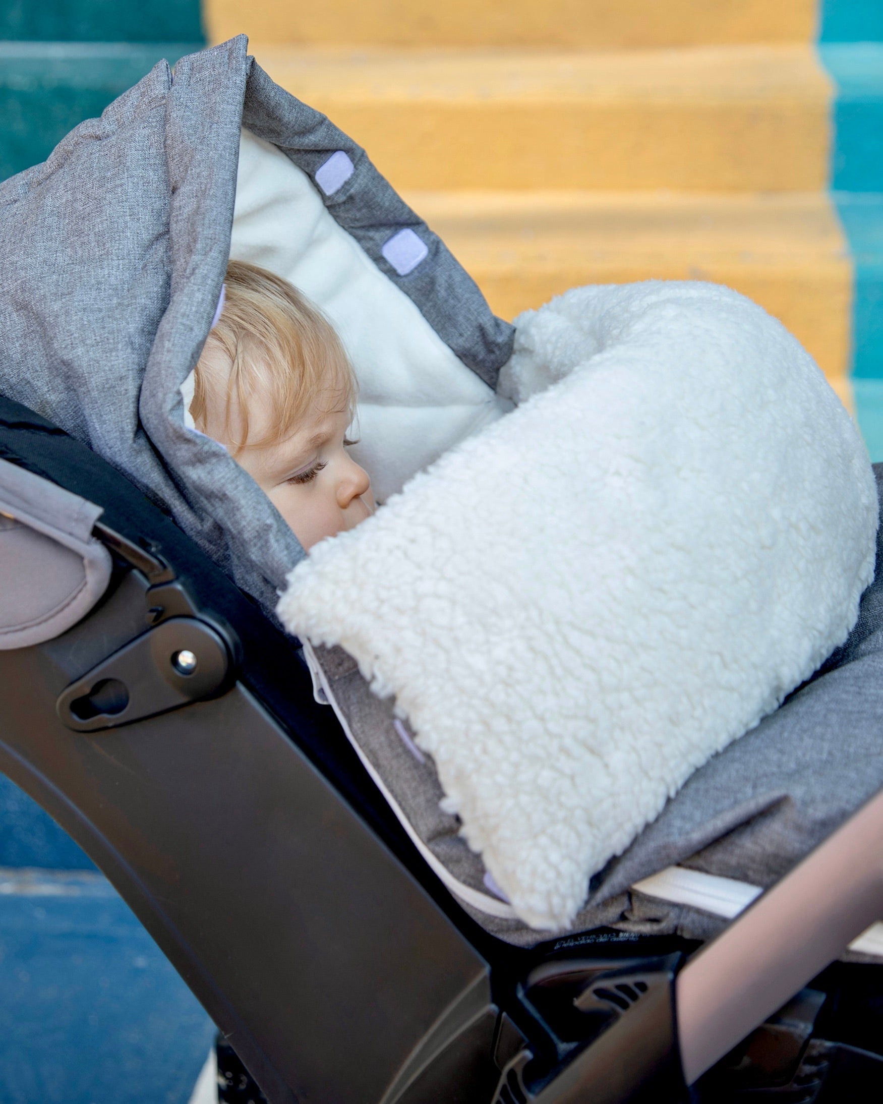 Heather Grey Cloud//