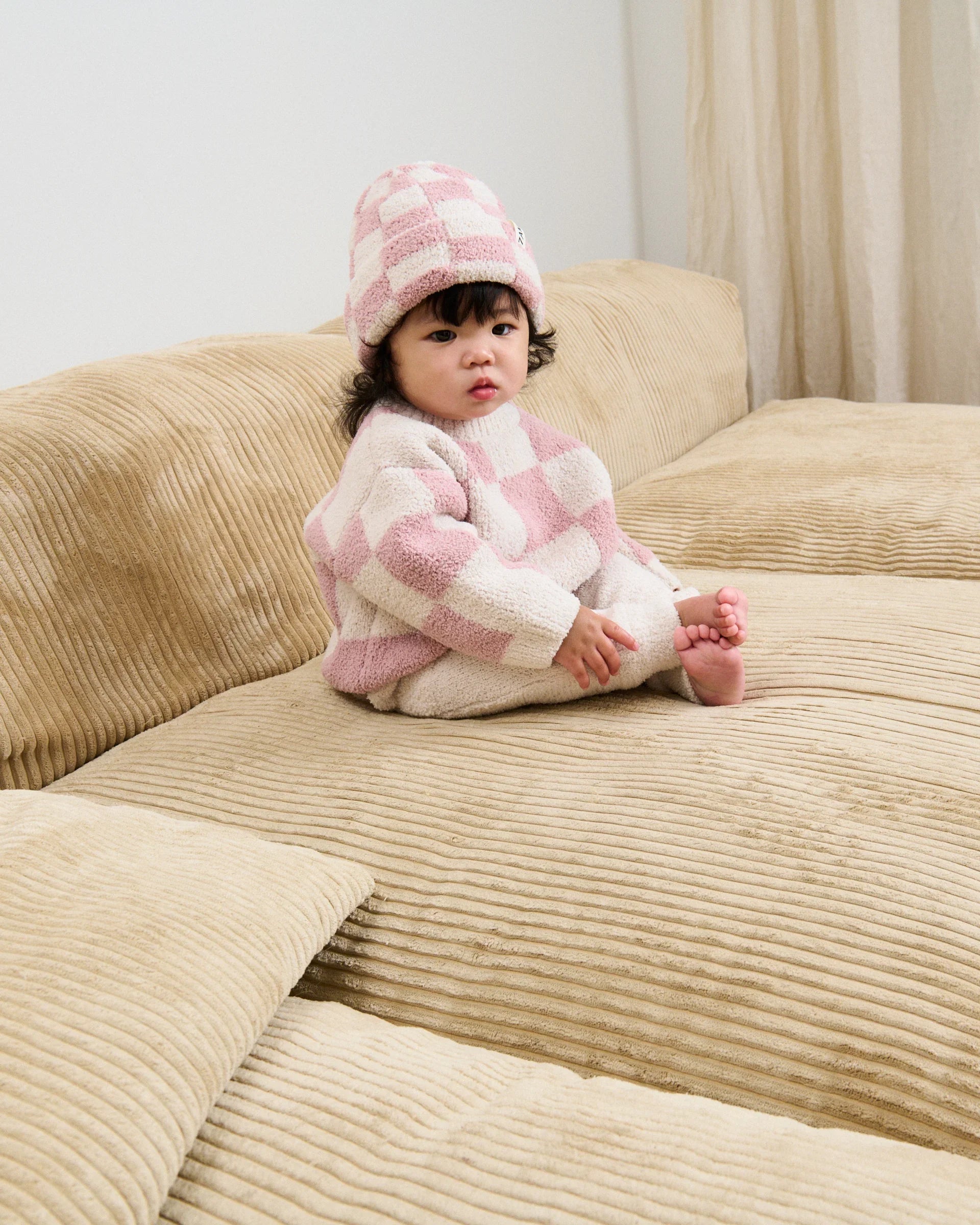 Ecru Ash Rose//