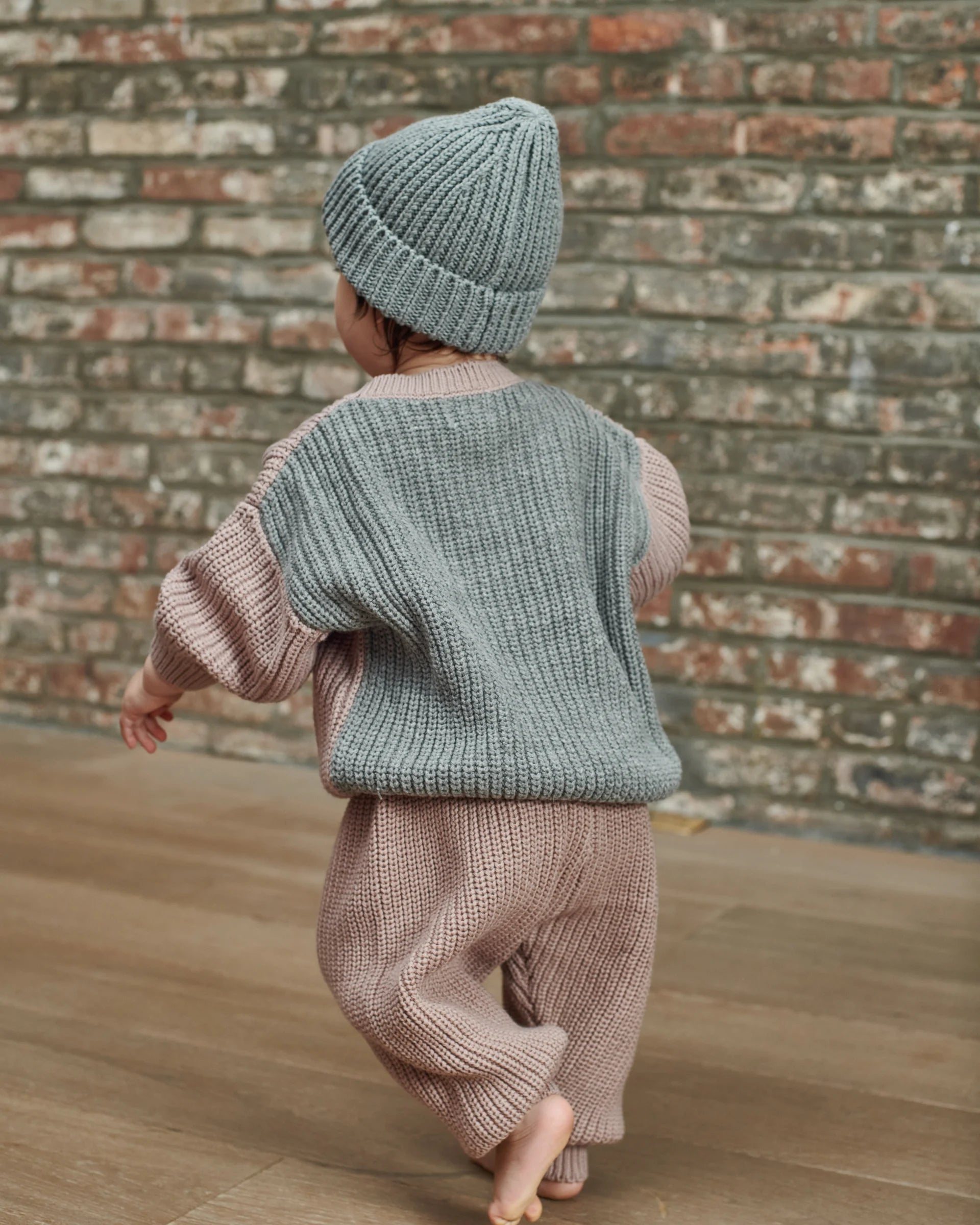 Heather Grey//