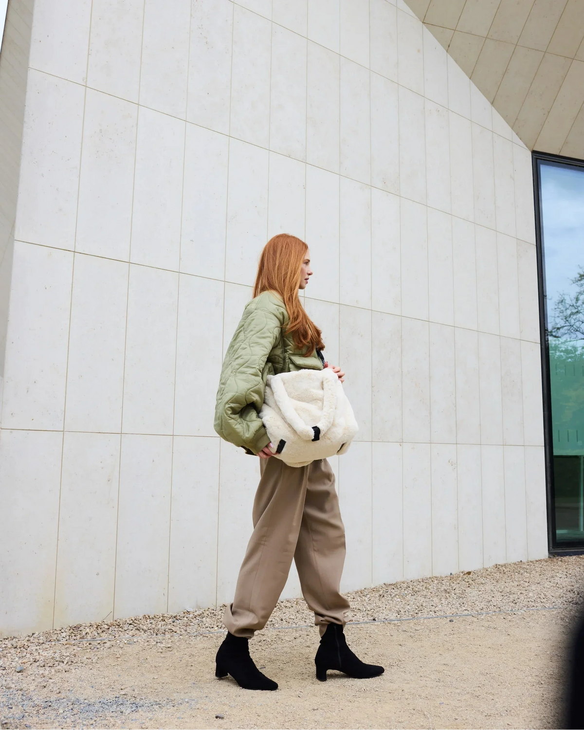 Arctic White Faux Fur//