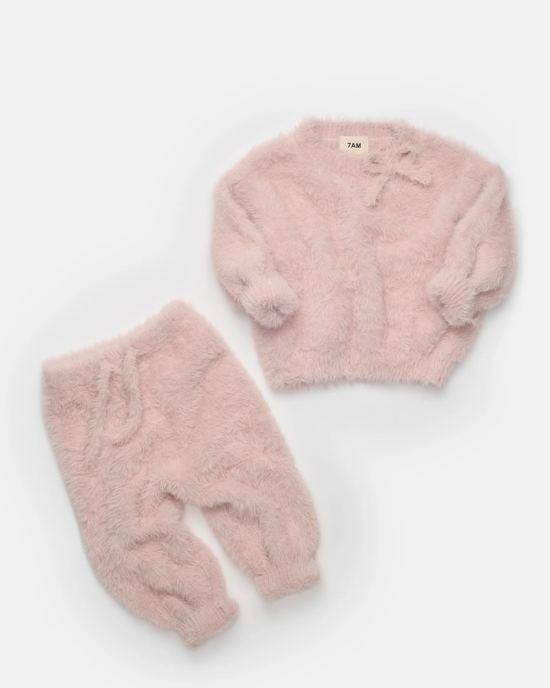 Powder Pink//