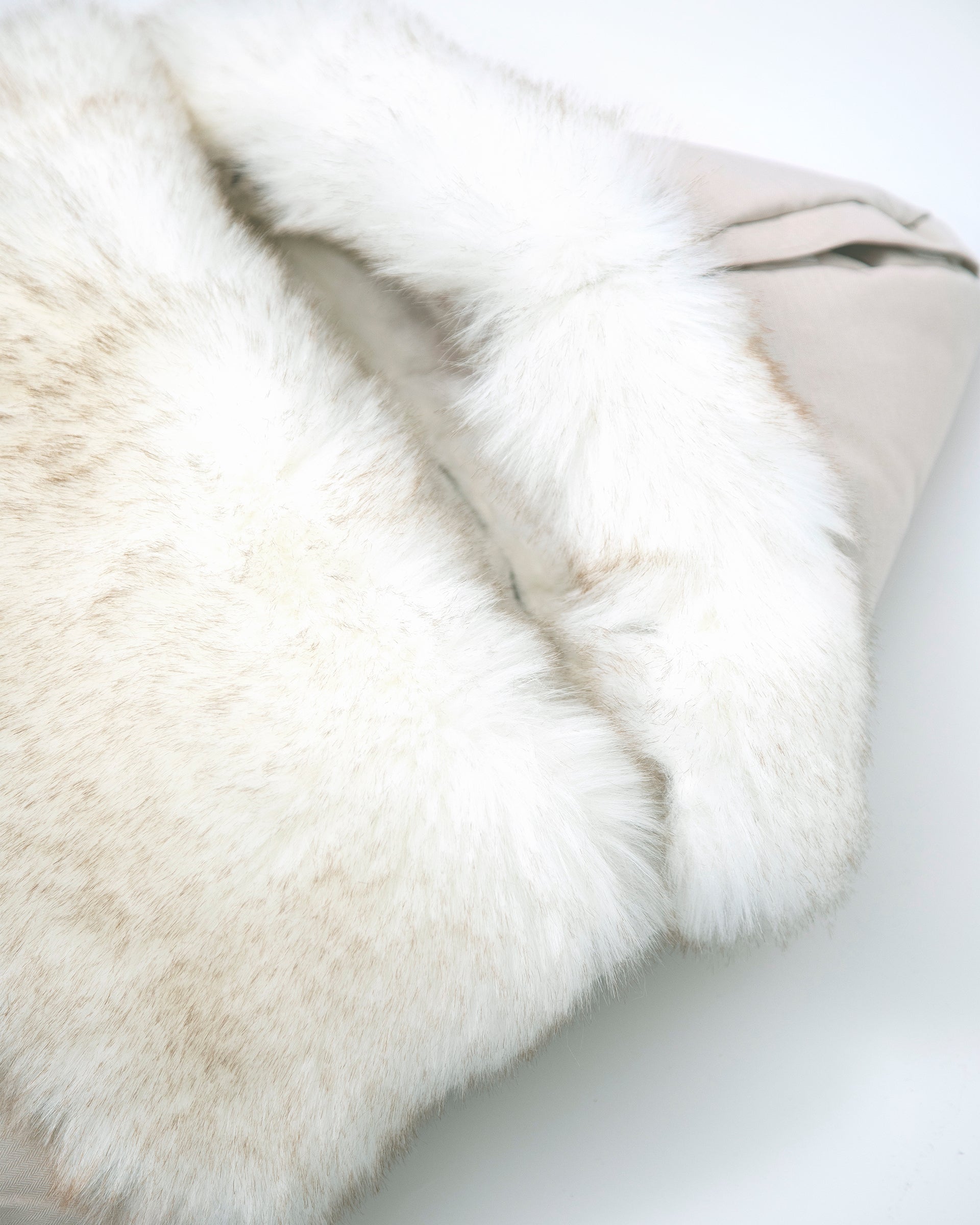 Heather Beige - White Faux Fur